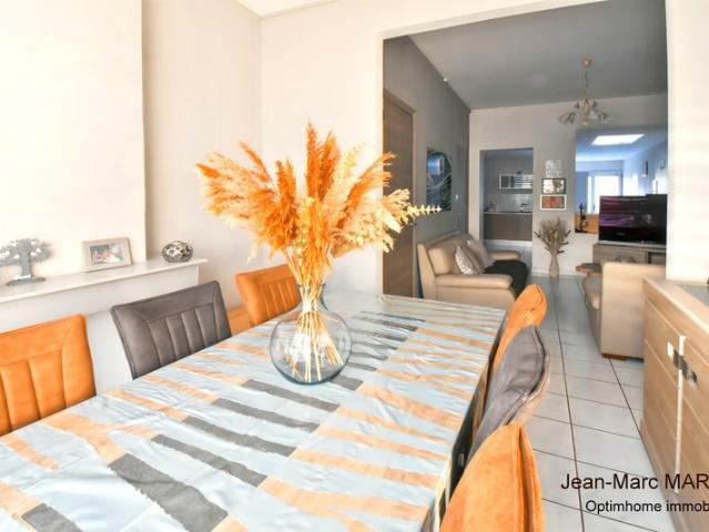Maison 92 m², 4 chambres, terrasse et jardin, aucun travaux à prévoir. A proximité des grands axes