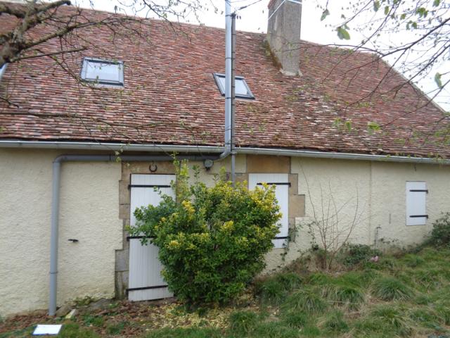 Maison 93 m2 plus garage et atelier