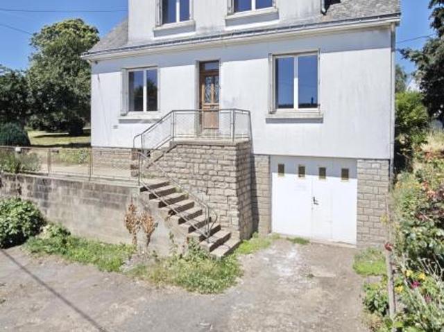 MAISON 97 M² 4 PIECES AVEC TERRAIN CONSTRUCTIBLE DE 2 305 M² ET GARAGE DOUBLE