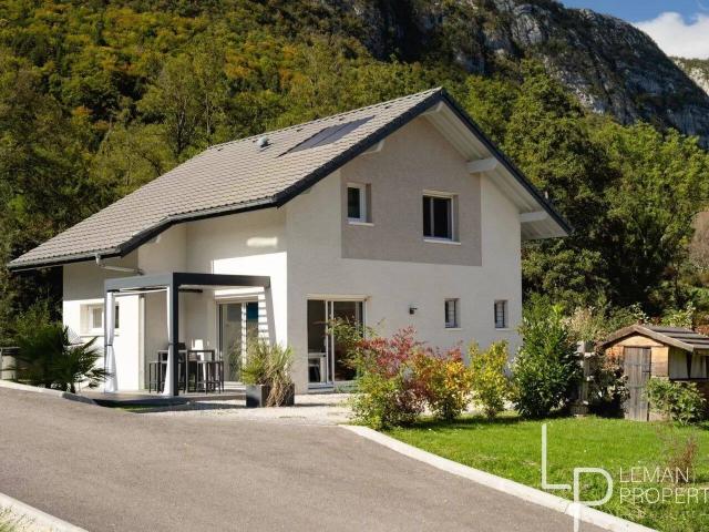 Maison 98 m2 Lathuile