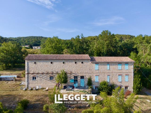 maison 9 pièce s, TOURRETTES
