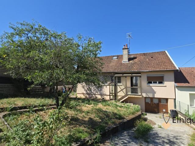 Maison 9 pièces 105 m²