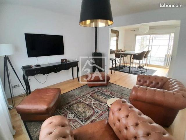 Maison 9 pièces 101 m²