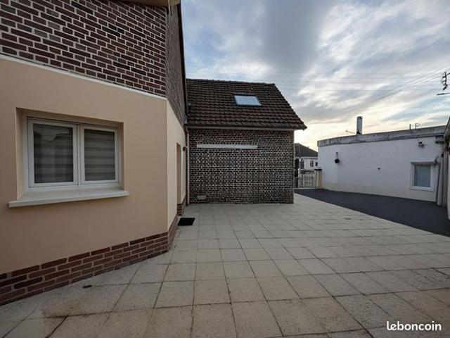 Maison 9 pièces 103 m²