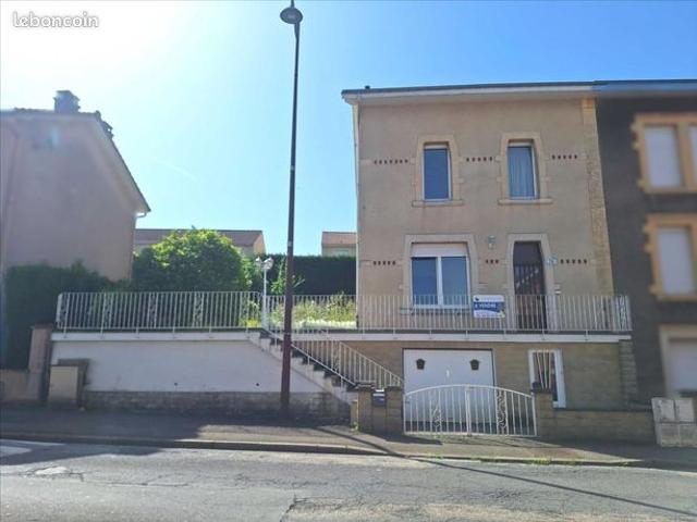 Maison 9 pièces 111 m²