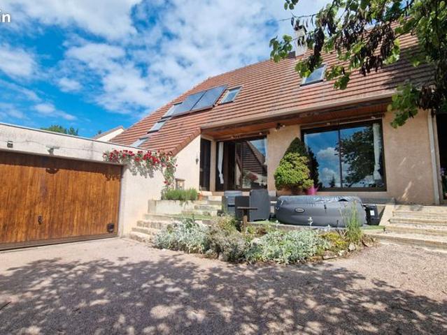 Maison 9 pièces 128 m²