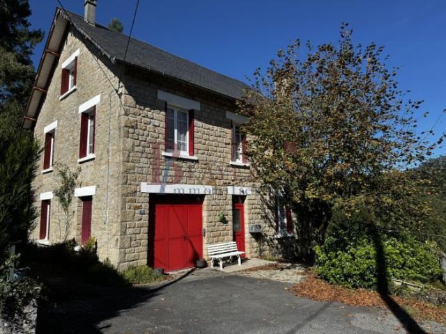 Maison 9 pièces 134 m²