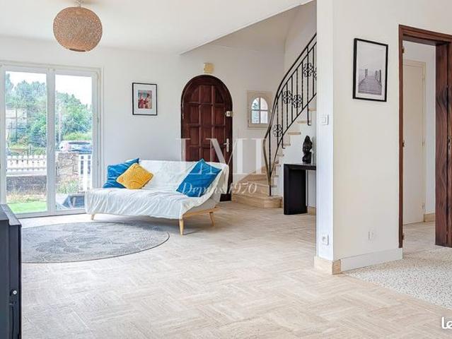 Maison 9 pièces 135 m²