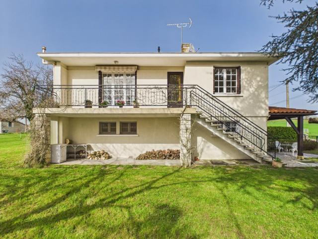 Maison 9 pièces 136 m²