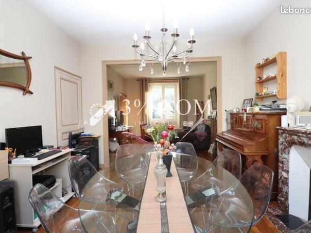 Maison 9 pièces 138 m²