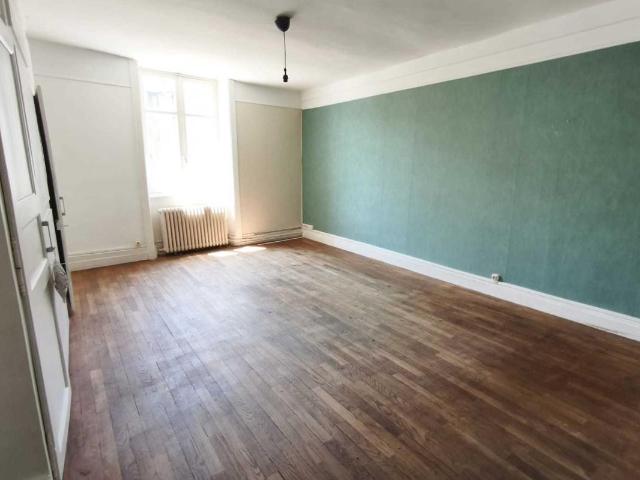 Maison 9 pièces 130 m²