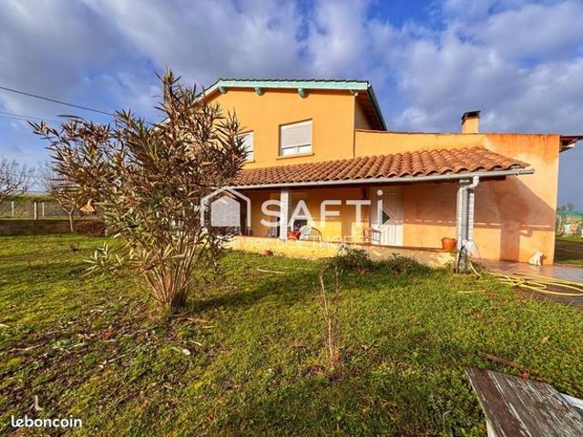 Maison 9 pièces 130 m²