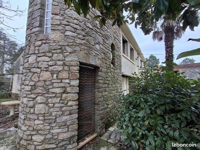 Maison 9 pièces 130 m²