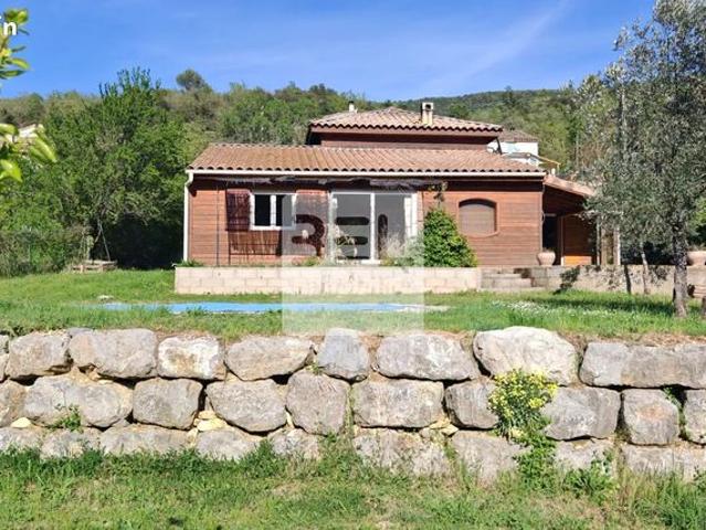Maison 9 pièces 130 m²