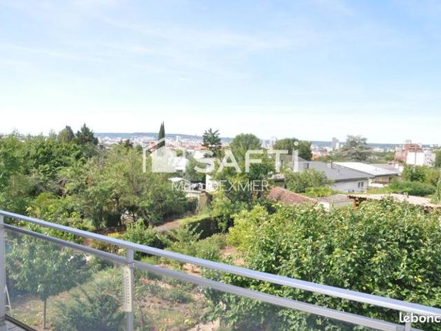Maison 9 pièces 133 m²