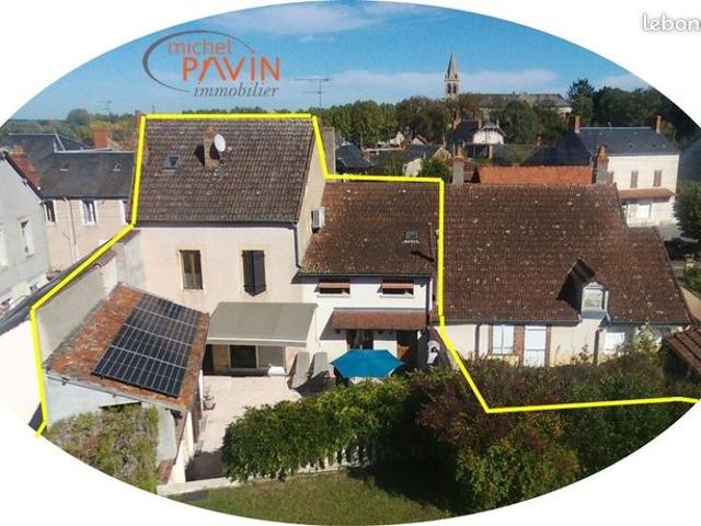 Maison 9 pièces 144 m²
