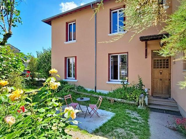 Maison 9 pièces 145 m²