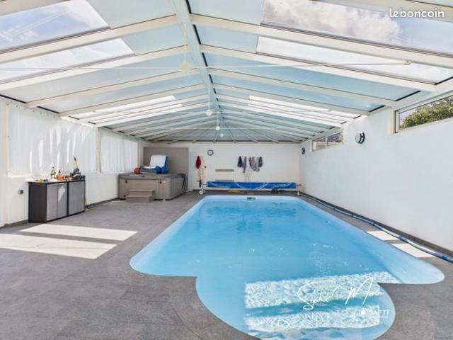 Maison 9 pièces 145 m²