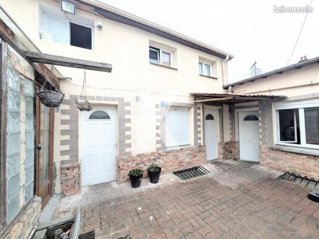 Maison 9 pièces 145 m²