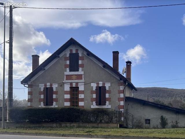 Maison 9 pièces 146 m²