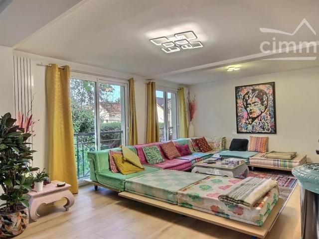 Maison 9 pièces 148 m²