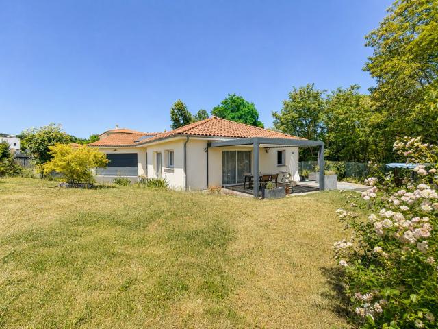 Maison 9 pièces 148 m²