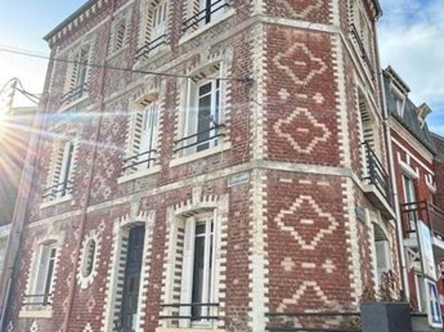 Maison 9 pièces 148 m²