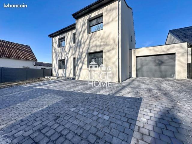 Maison 9 pièces 149 m²