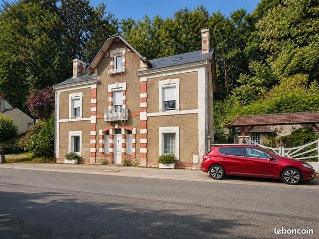Maison 9 pièces 149 m²