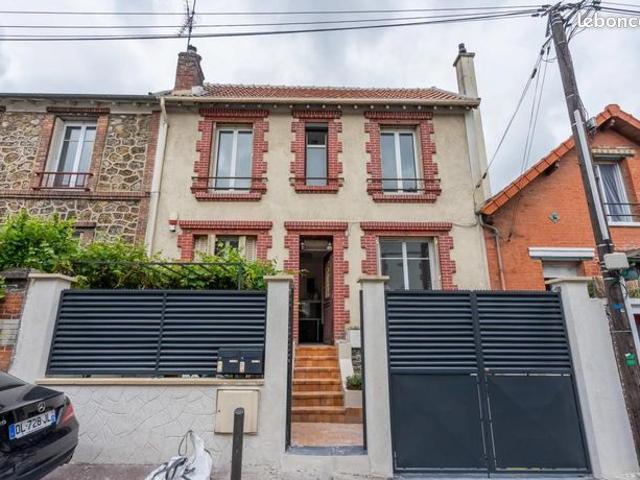 Maison 9 pièces 149 m²
