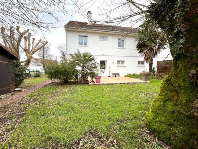 Maison 9 pièces 149 m²