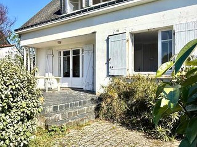 Maison 9 pièces 140 m²