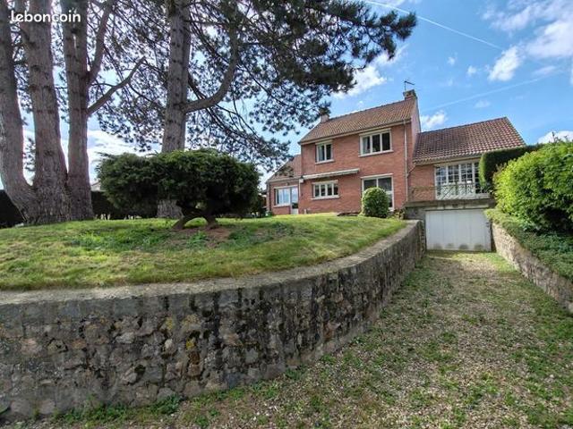 Maison 9 pièces 140 m²