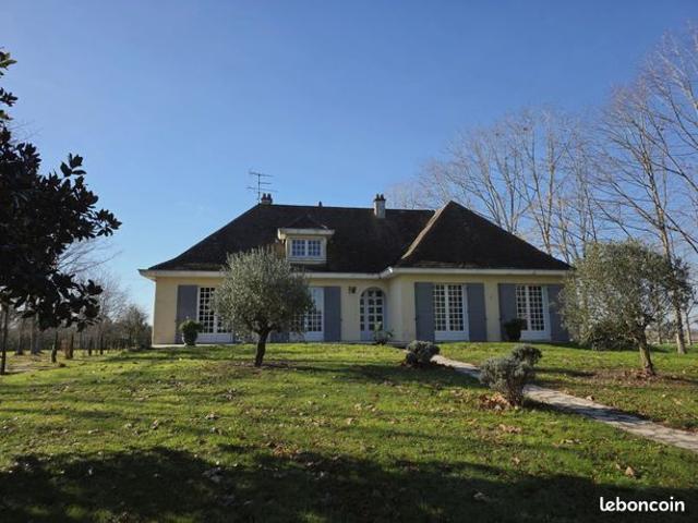 Maison 9 pièces 142 m²