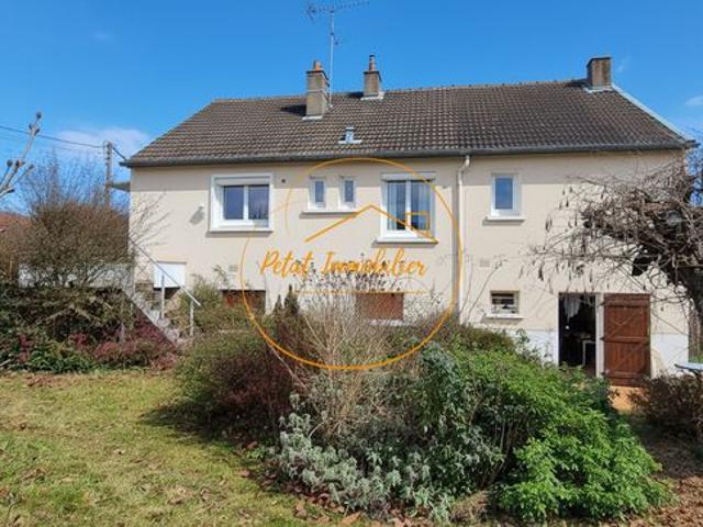 Maison 9 pièces 142 m²
