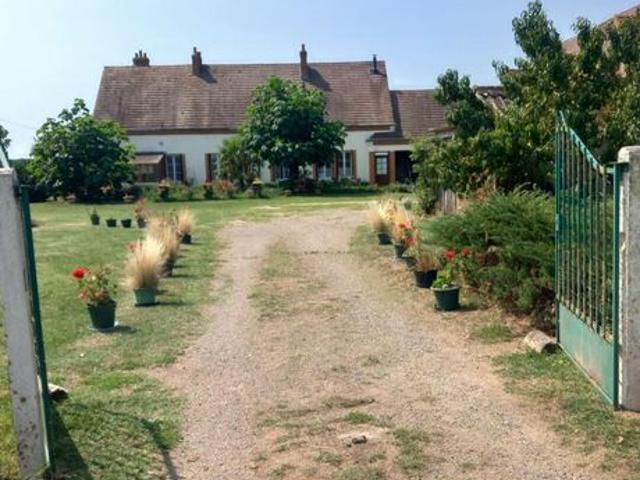 Maison 9 pièces 143 m²