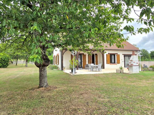 Maison 9 pièces 143 m²