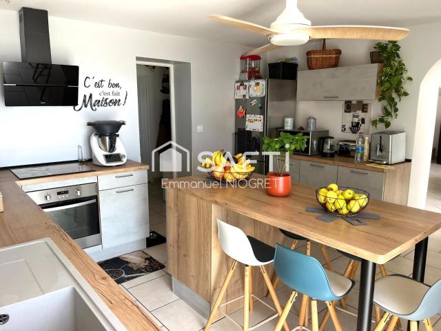 Maison 9 pièces 143 m²