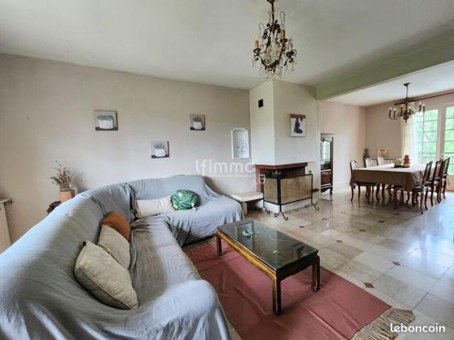 Maison 9 pièces 155 m²