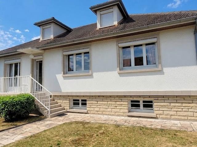 Maison 9 pièces 156 m²