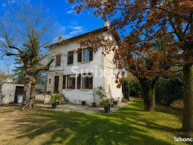 Maison 9 pièces 156 m²