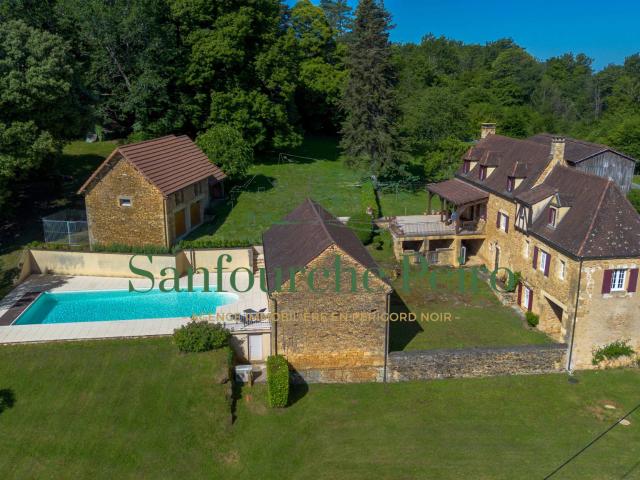Maison 9 pièces 157 m²
