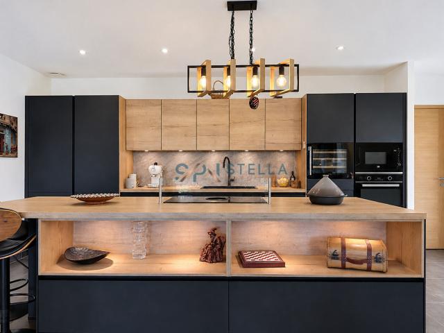 Maison 9 pièces 158 m²