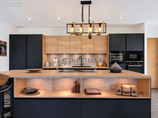 Maison 9 pièces 158 m²
