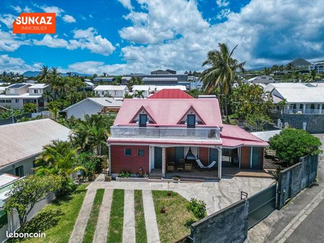 Maison 9 pièces 159 m²