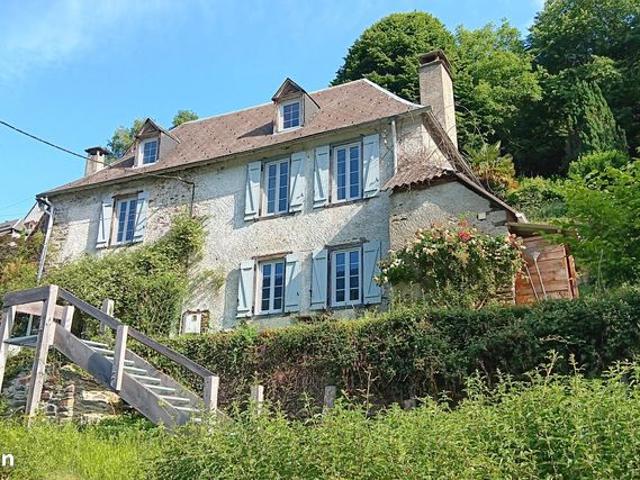 Maison 9 pièces 150 m²