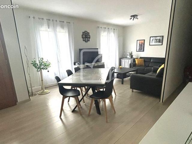 Maison 9 pièces 150 m²