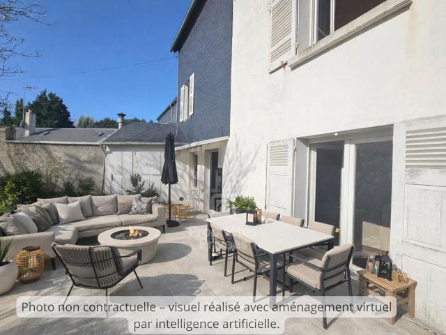 Maison 9 pièces 151 m²