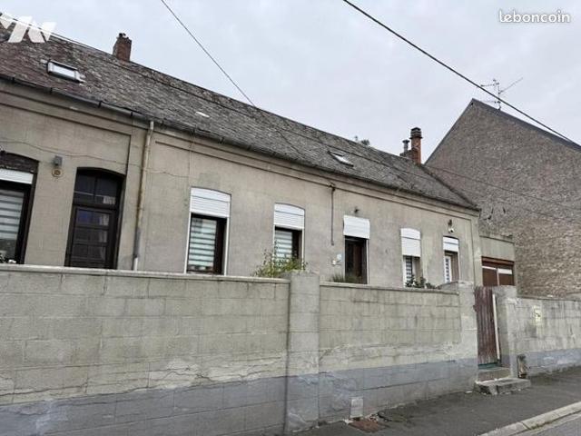 Maison 9 pièces 151 m²