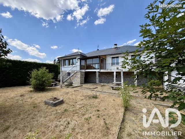 Maison 9 pièces 151 m²